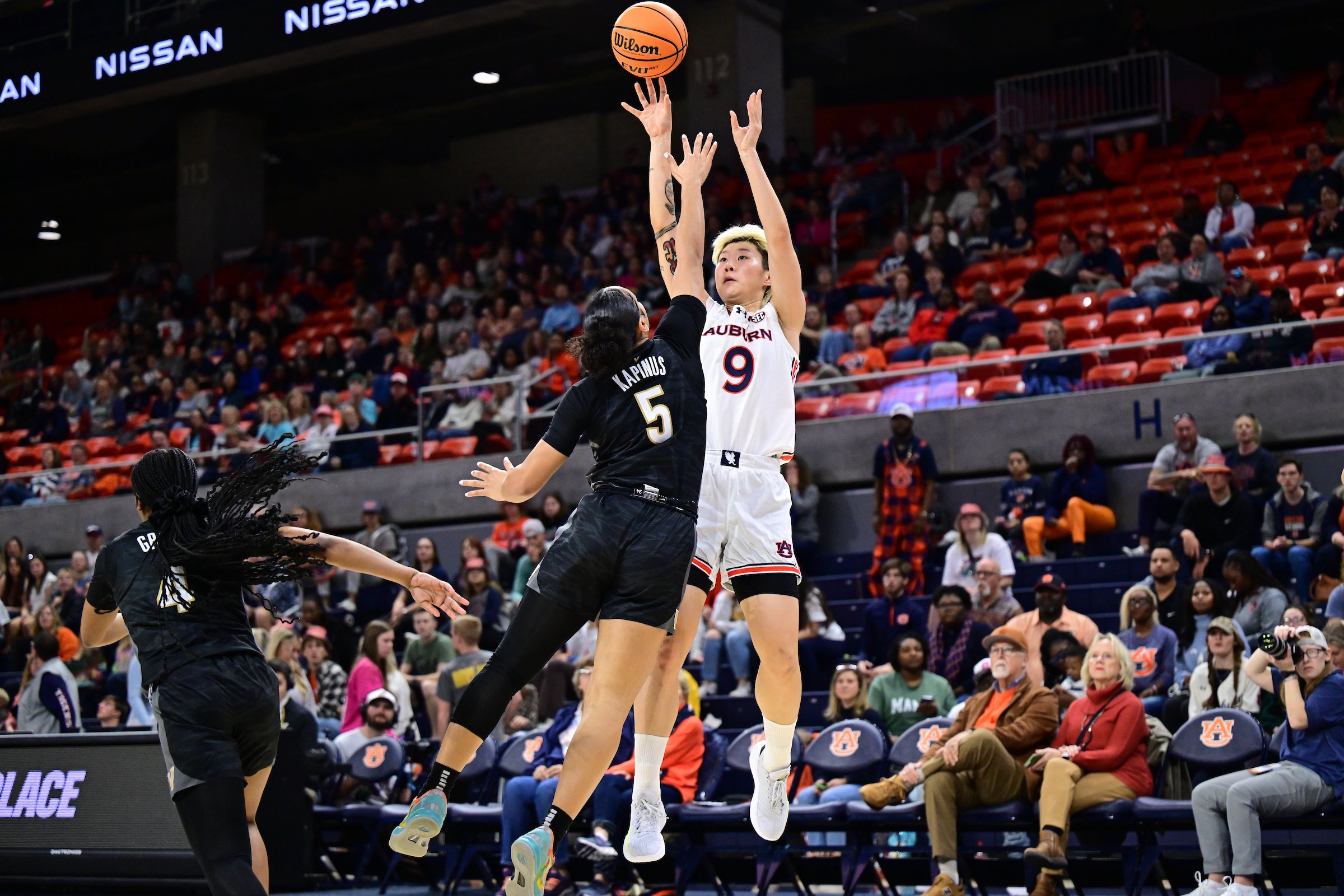  征戰(zhàn)NCAA！鄧雨婷：不太喜歡被稱為“李夢(mèng)接班人” 未來想進(jìn)WNBA