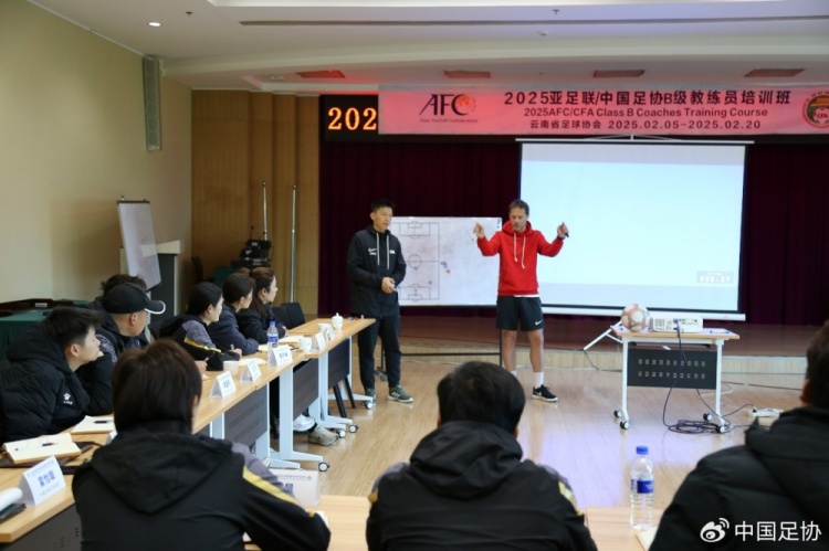  技術(shù)為王，中國足球踏上尋找靈魂之路