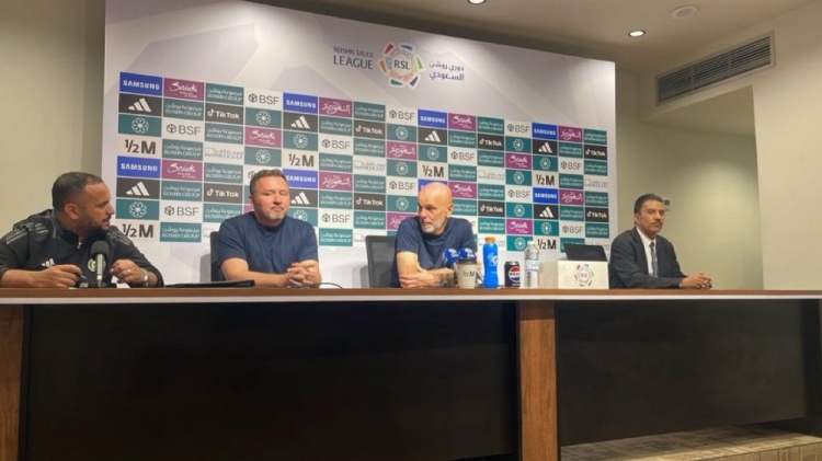  皮奧利：球隊(duì)并未因推遲開球而受影響，利雅得勝利配得上勝利