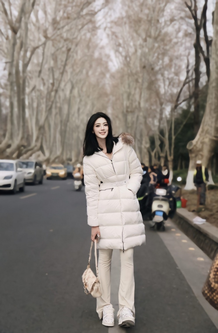  煙雨下江南！卓識(shí)游南京：卿言一句梧桐美 吾種梧桐滿京城