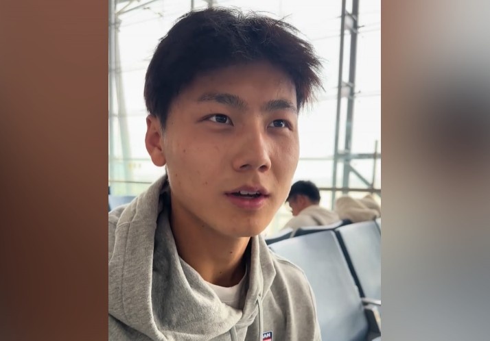  為何半場過后不久被換下？毛偉杰：兩條腿特別緊，李導(dǎo)怕我受傷