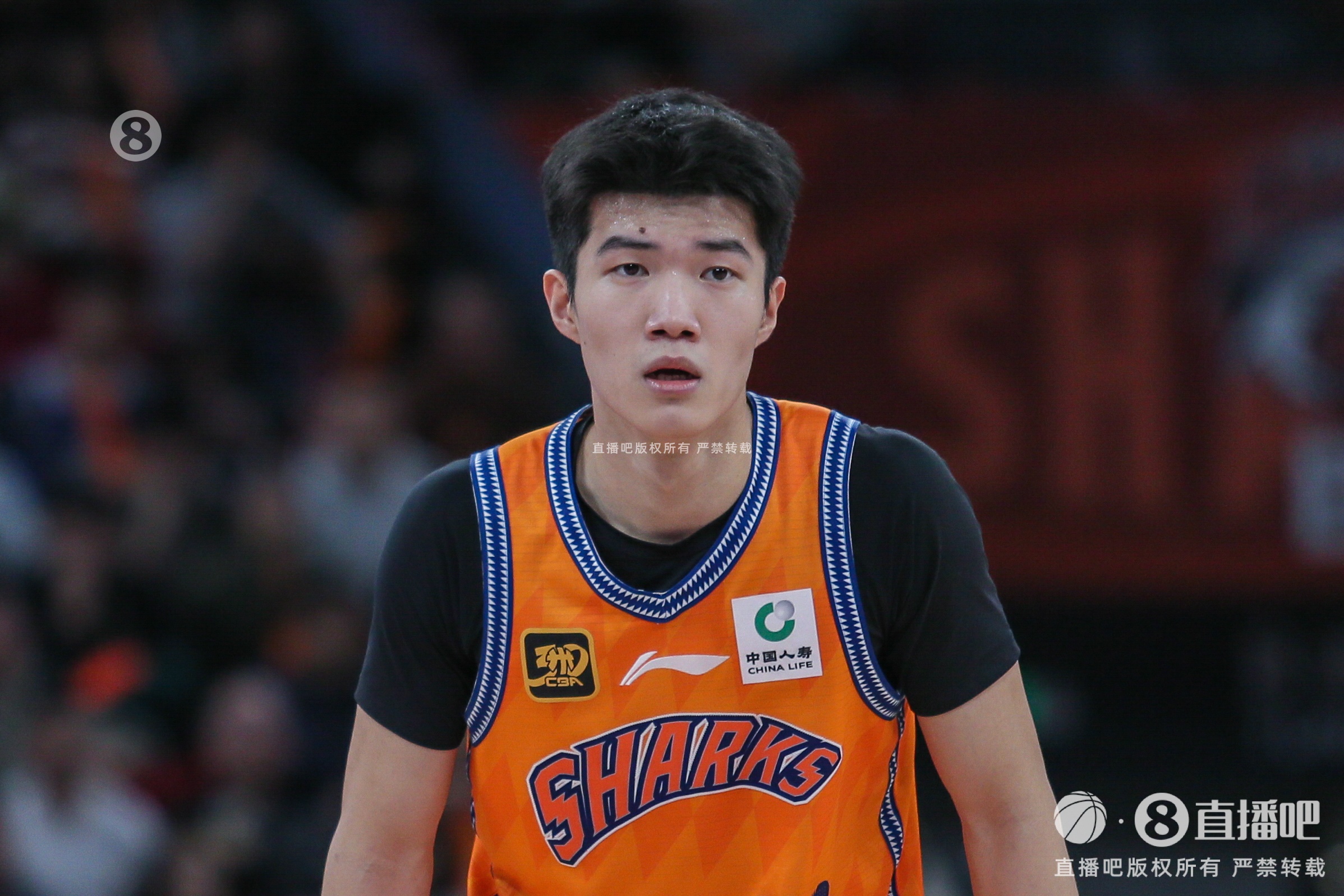  敢打敢拼！偰李永煒半場3投2中拿到5分2助0失誤 正負值達+12