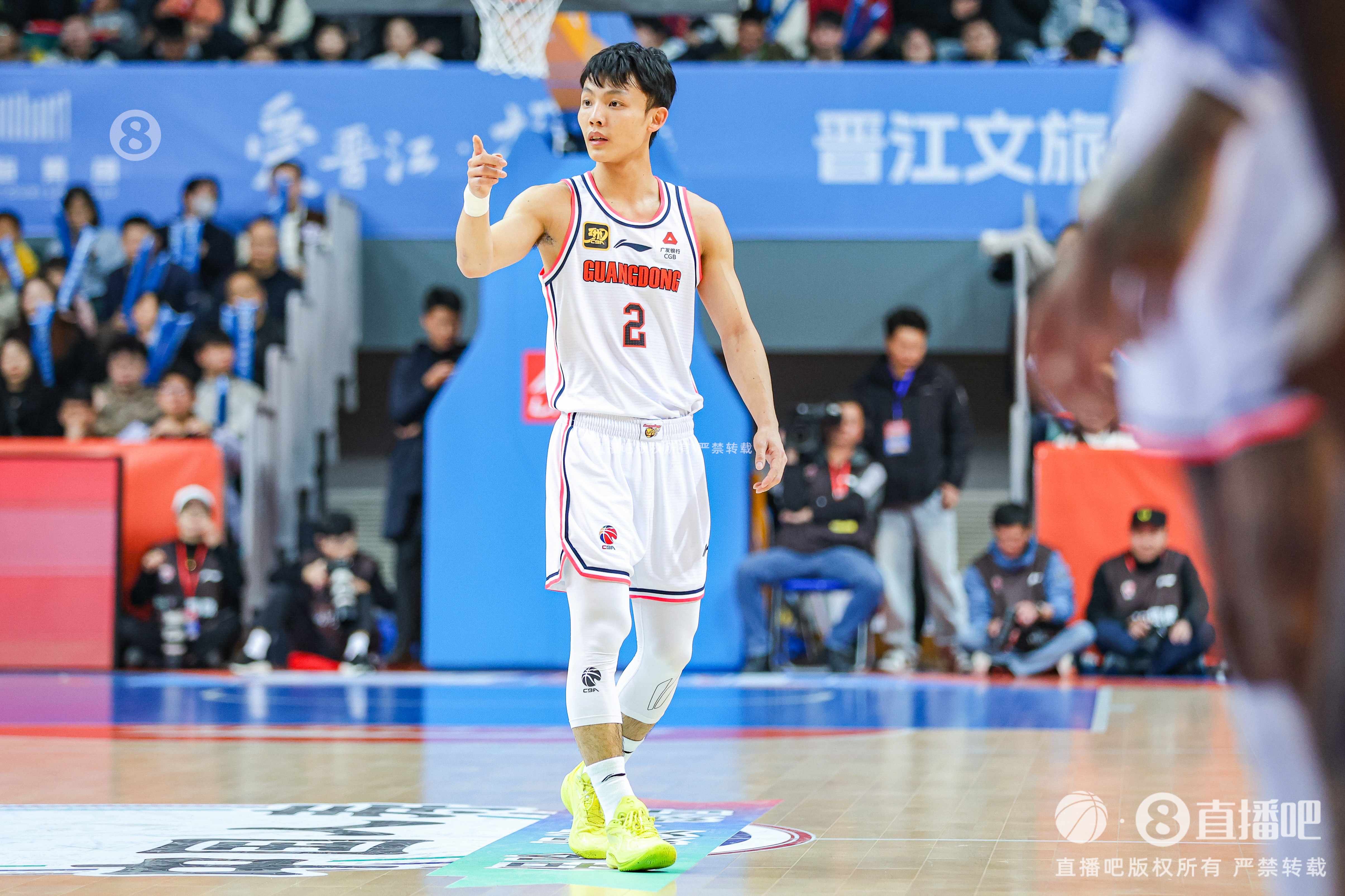  徐杰：身高不是打籃球的唯一標準 努力、勤奮、自律也是天賦